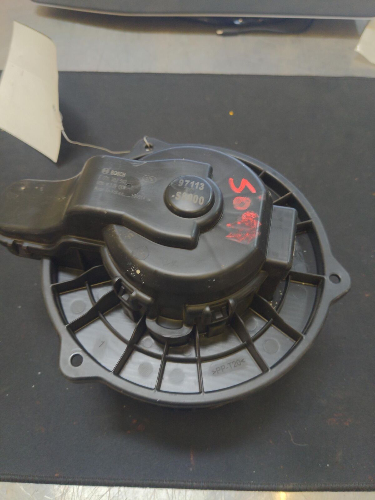 Fits 20 HYUNDAI PALISADE Blower Motor 2km KM'S! front