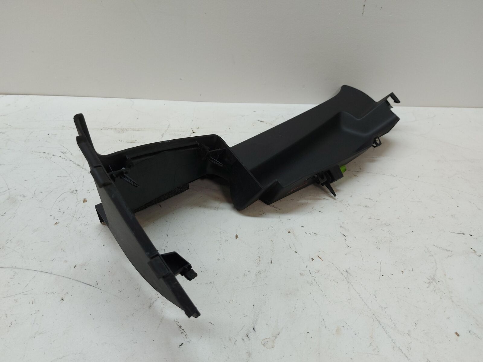 2018 PORSCHE CAYMAN 718 REAR RH RIGHT TRUNK TRIM BLACK 981555190