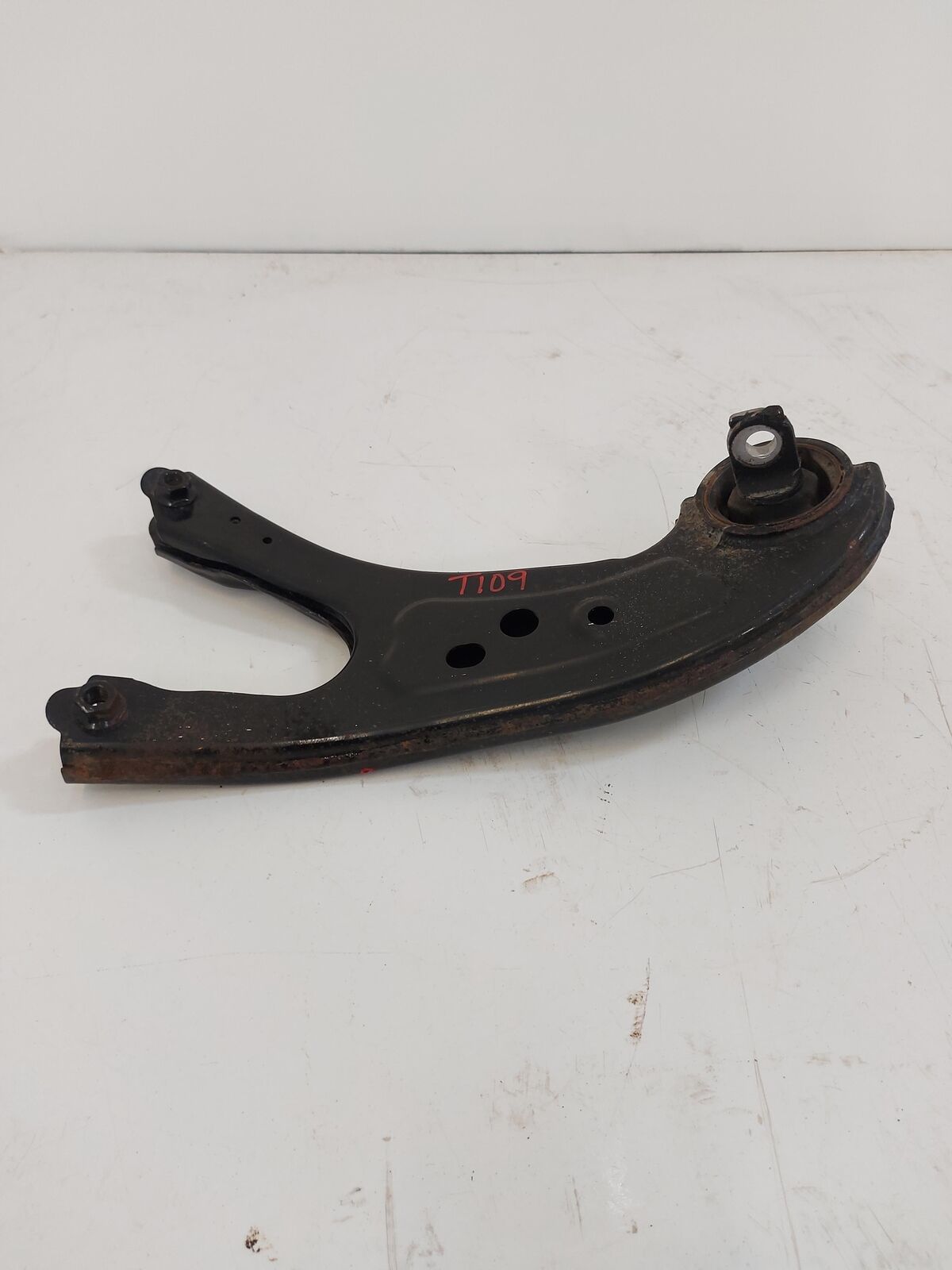 20-22 TOYOTA HIGHLANDER REAR RH Right Lower Control Arm Trailing Arm 22K KM'S