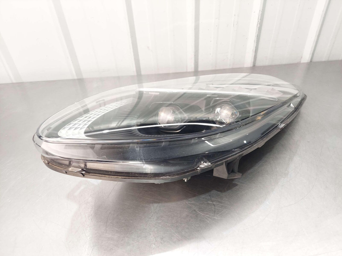 2024 ASTON MARTIN DB12 VOLANTE FRONT LEFT HEADLIGHT HEADLAMP *NOTE