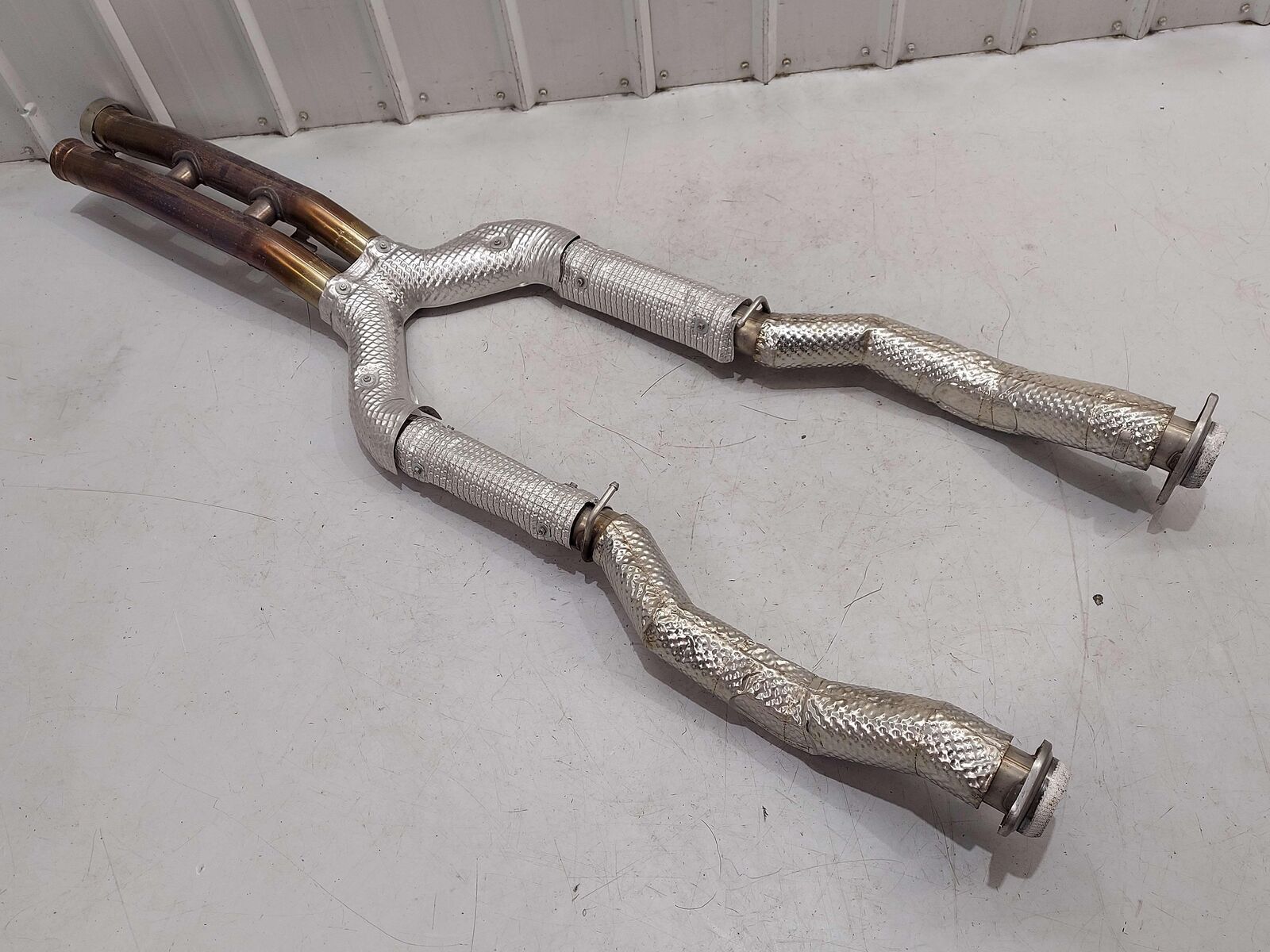 2024 ASTON MARTIN DB12 VOLANTE EXHAUST PIPE MID PIPE RY53-5220-AA