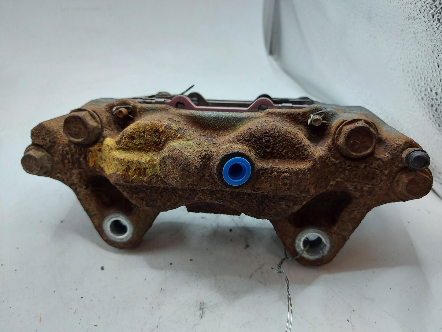 07-14 Toyota Fj Cruiser Front LH Left Caliper *Rubber Torn* 131K KMS