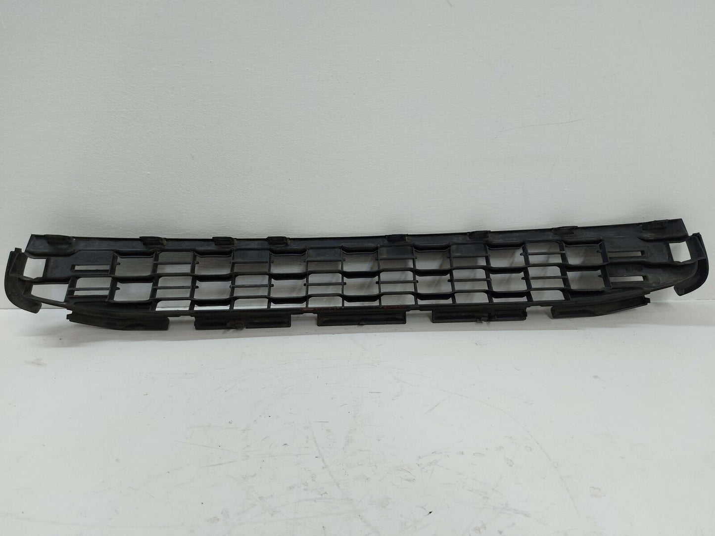 13-15 MITSUBISHI RVR GRILL GRILLE LOWER INSERT 6402A317