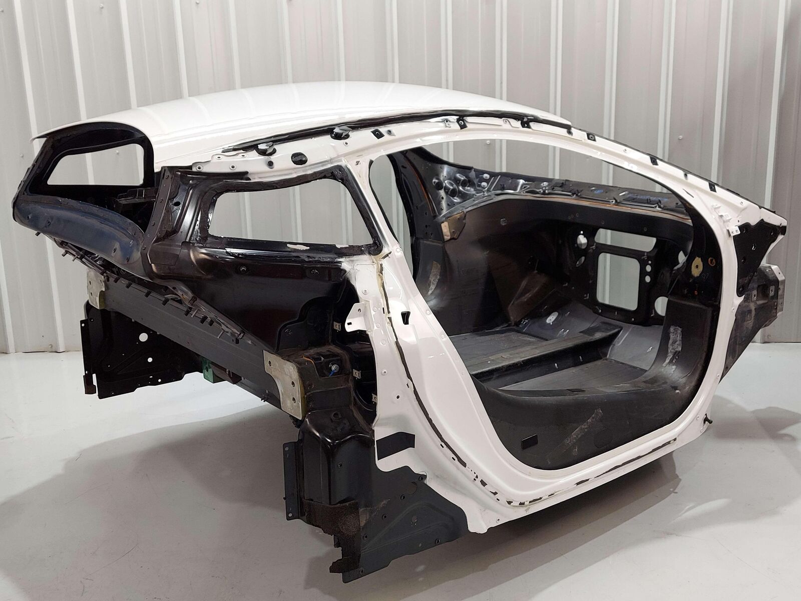 2017 MCLAREN 570S BODY SHELL WHITE CARBON CHASSIS COCKPIT FRAME TUB MONOCOQUE