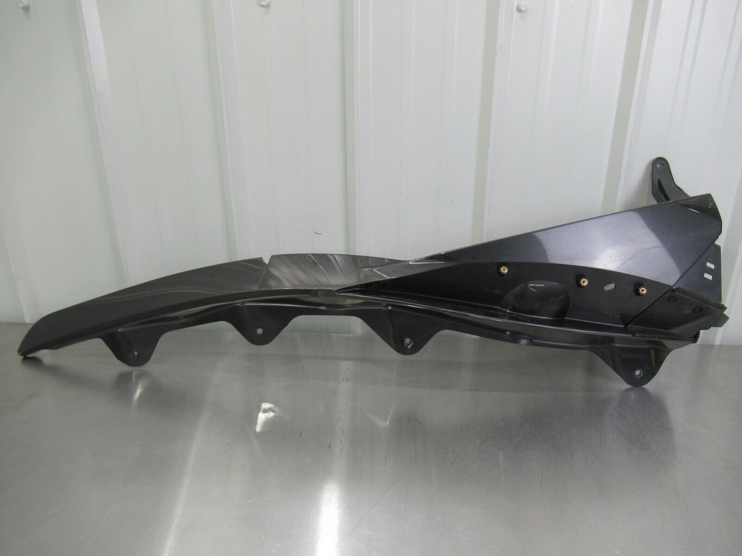 T020 2016 16 MCLAREN 570S RH RIGHT REAR QUARTER TRIM PANEL DAMAGED 13A6754CP