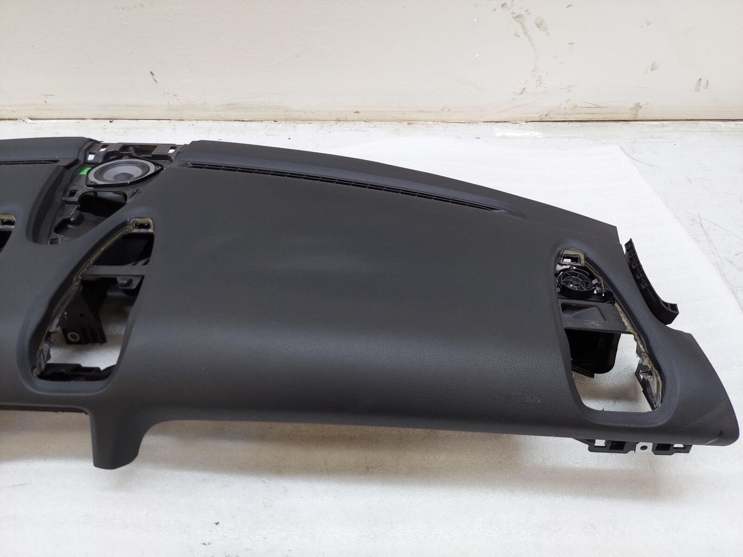 17-19 Porsche Cayman 718 Dash Panel Bare Leather Black (AG) 982820158 982820157