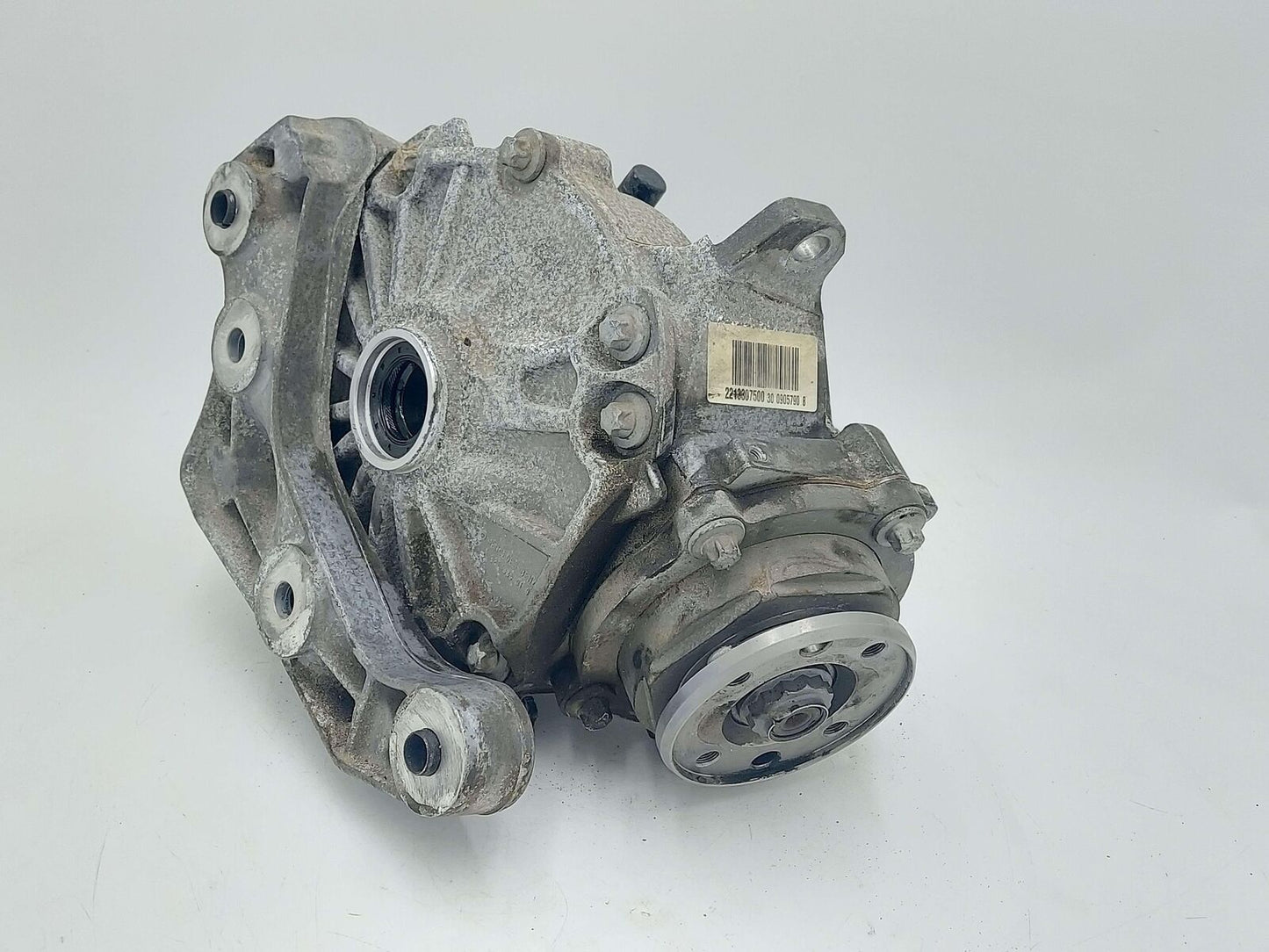 14-18 Mercedes W218 CLS63S AMG FRONT CARRIER DIFF DIFFERENTIAL A2213350100