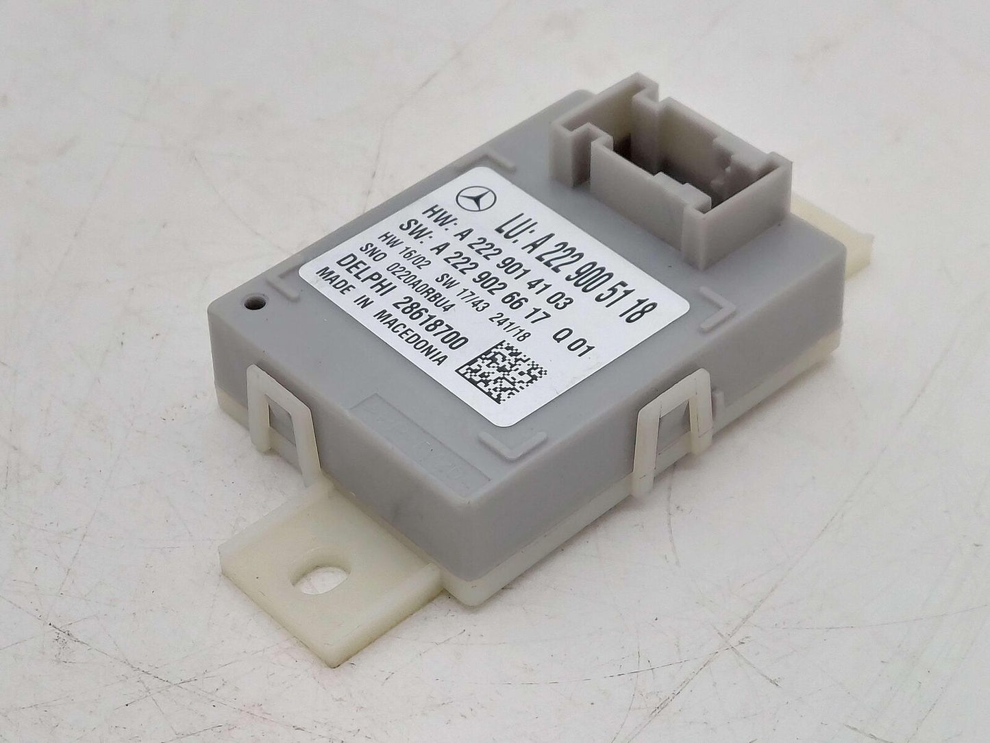 19-20 Mercedes E63s AMG W213 Interior Ambient Light Control Module A2229005118