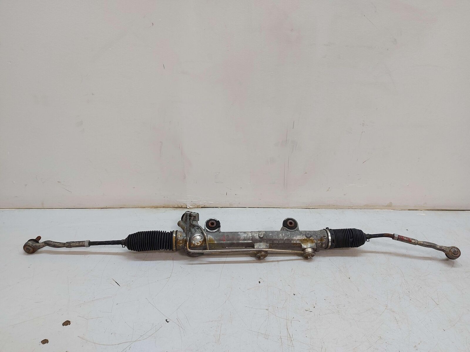 07-09 MERCEDES E320 RIGHT STEERING GEAR RACK PINION 21111011001 *NEEDS ARM*