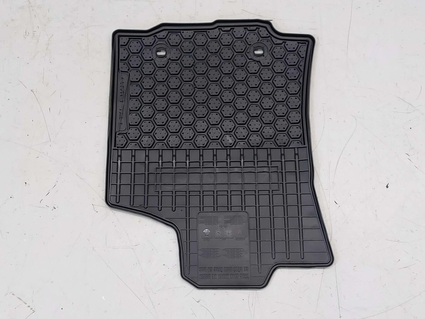 2018 TOYOTA TACOMA FLOOR MAT BLACK RUBBER OEM CREW CAB PU320-3518A-R2 NEW IN BAG