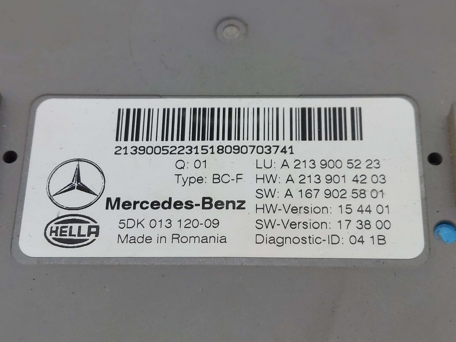 19-20 Mercedes E63s AMG W213 Front SAM Control Module A2139005223 Housing Damage