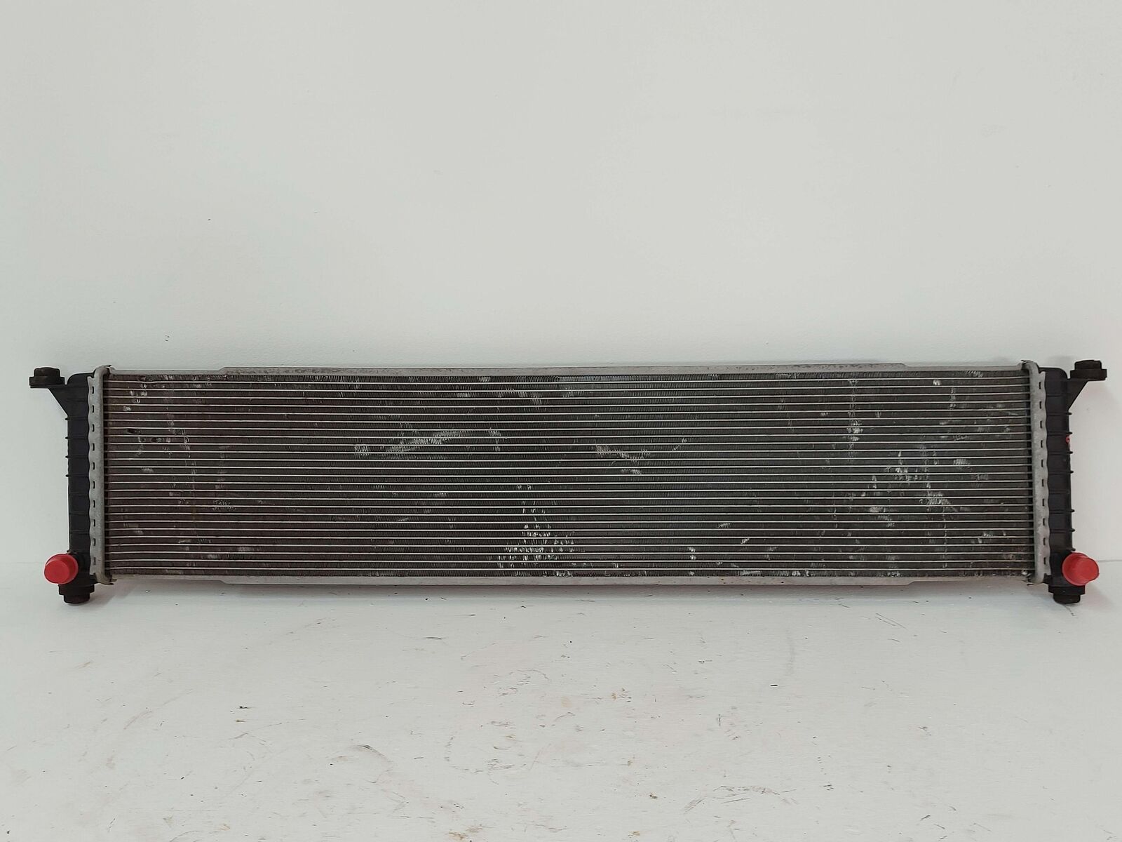 2013 Tesla S Radiator 6007372-00-A *Fins Bent*