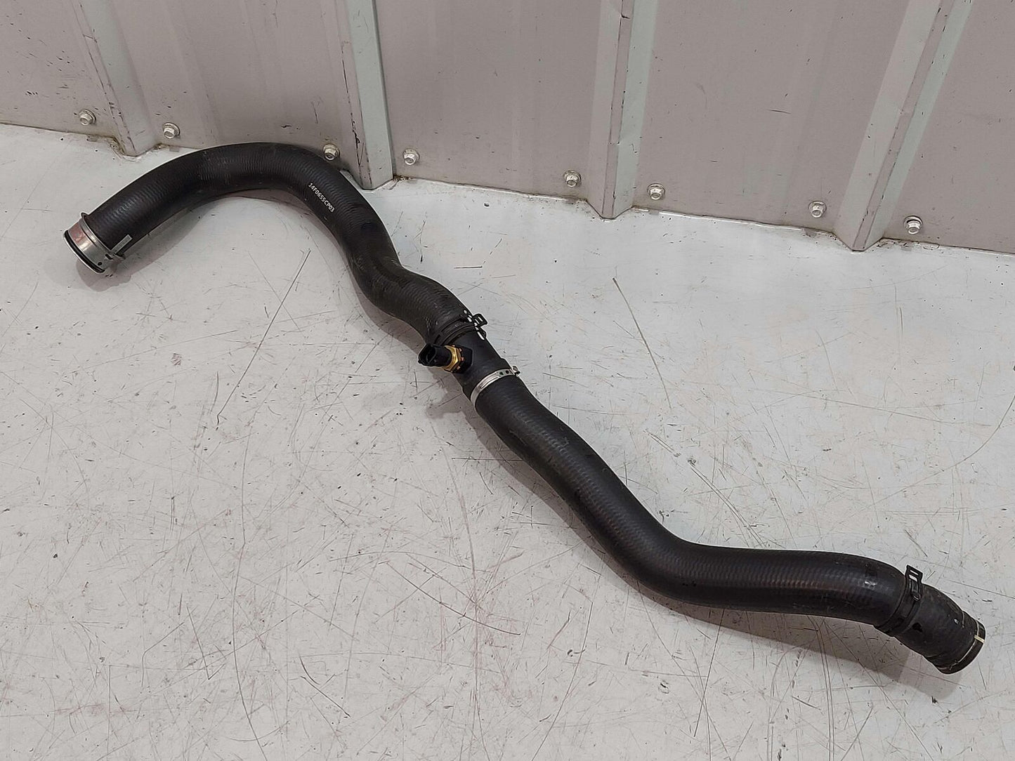 2021 MCLAREN GT RH RIGHT UPPER ENGINE RADIATOR HOSE 14F0655CP 14F0655CP03