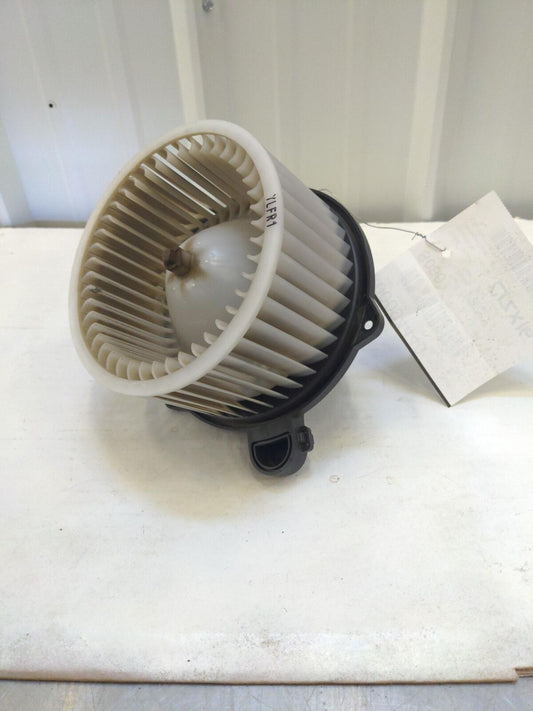 FITS 17 18 19 20 HYUNDAI ELARA Blower Motor 97113-a4000 Sedan