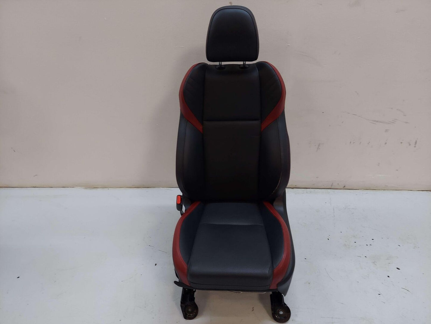 15-21 Subaru WRX Sti Black & Red Leather Seat Set *Notes*