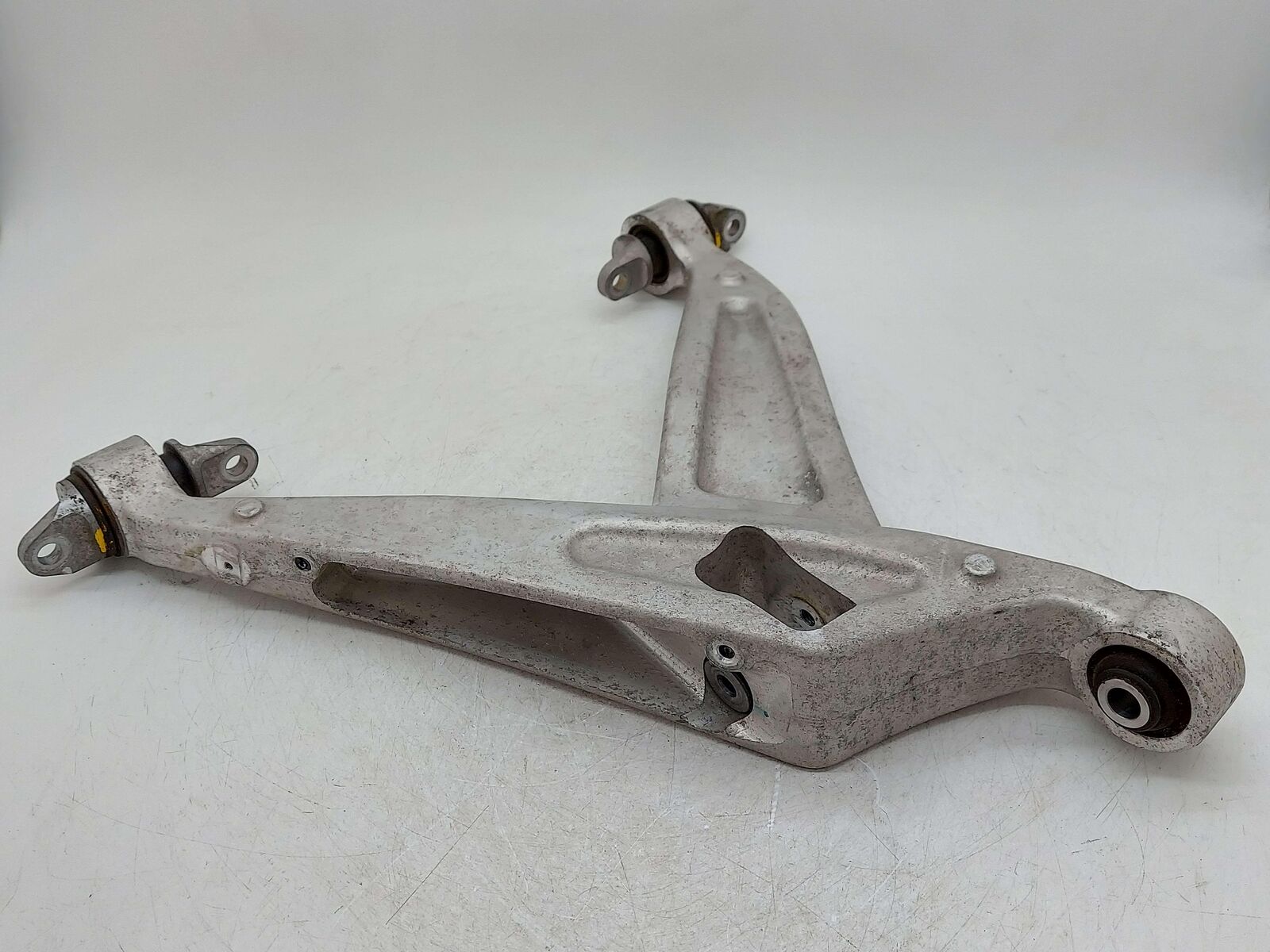 2017 MCLAREN 570S REAR LEFT LOWER CONTROL ARM 11B1794CP 11B1796CP