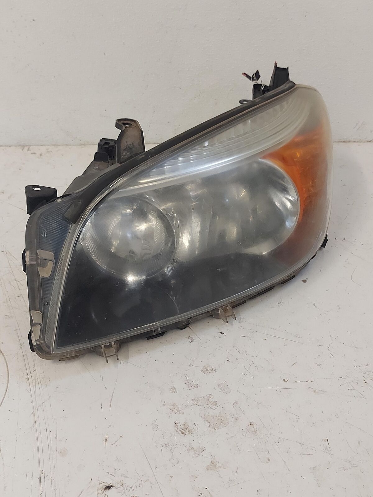 06-08 TOYOTA RAV-4 Left Headlamp Lh *broken Tab Needs Polish* LH sport package