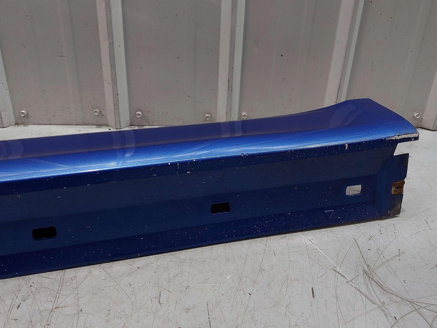 16 PORSCHE CAYMAN GT4 981 RIGHT ROCKER PANEL SIDE SKIRT MOULDING SAPPHIRE BLUE