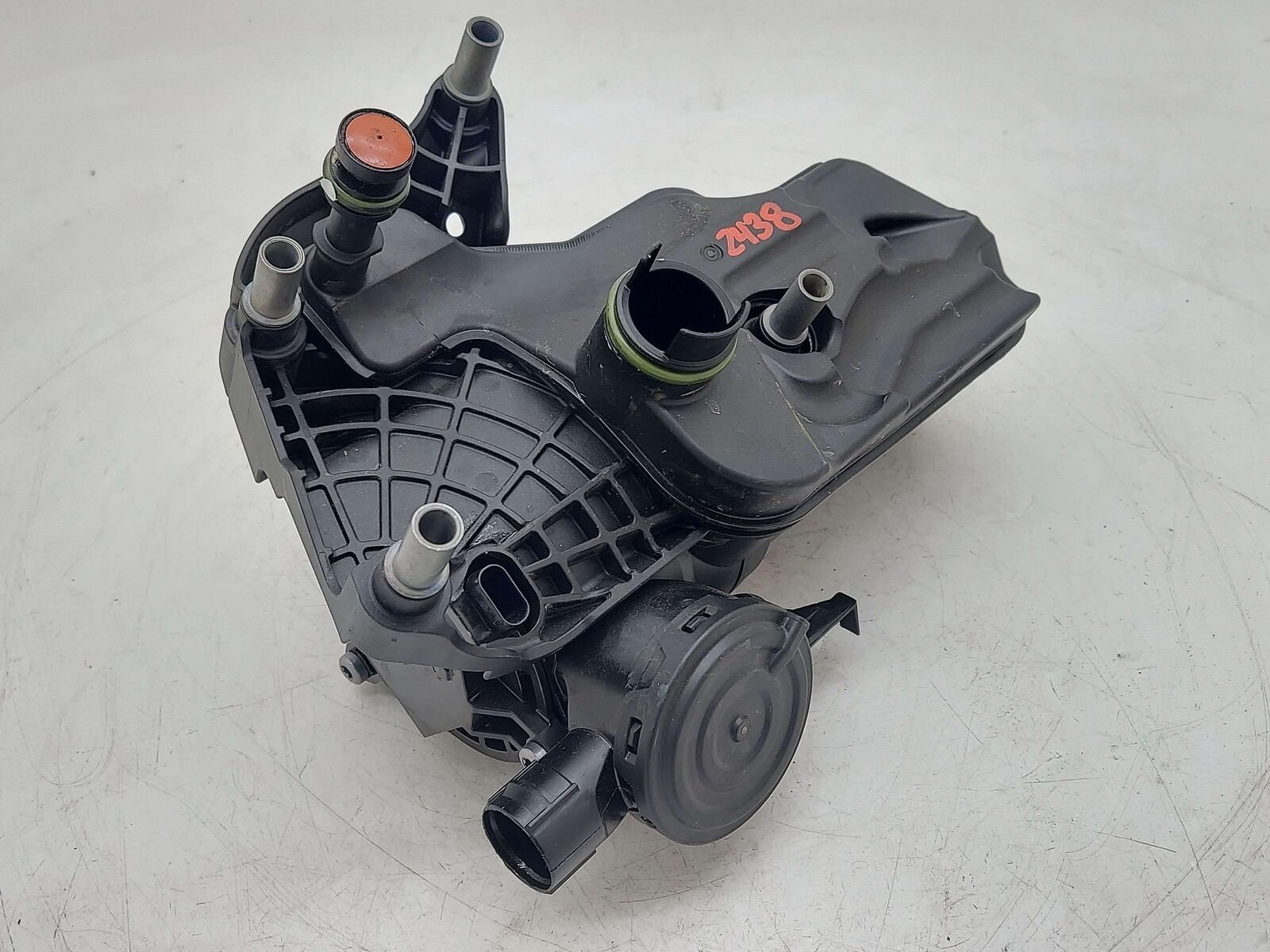 2024 ASTON MARTIN DB12 VOLANTE ENGINE MOUNTED OIL SEPERATOR A1770785200