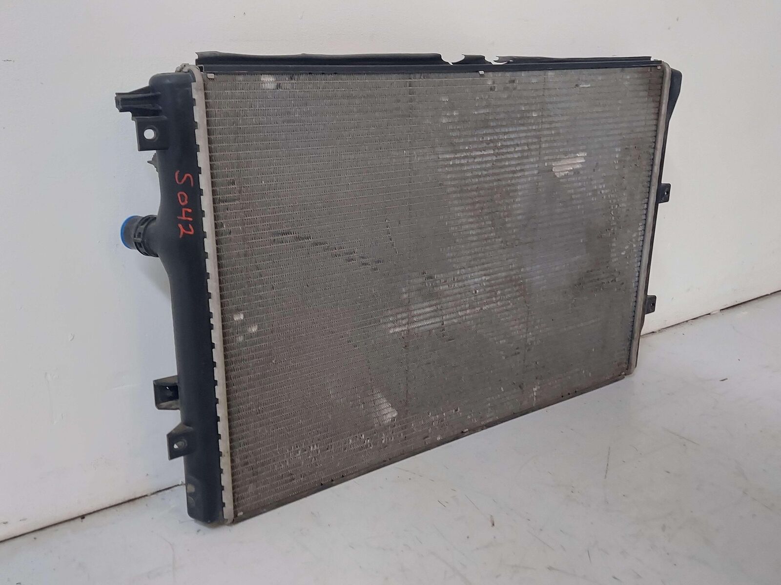 09-18 VW TIGUAN Radiator 5N0121253L 87K KM's