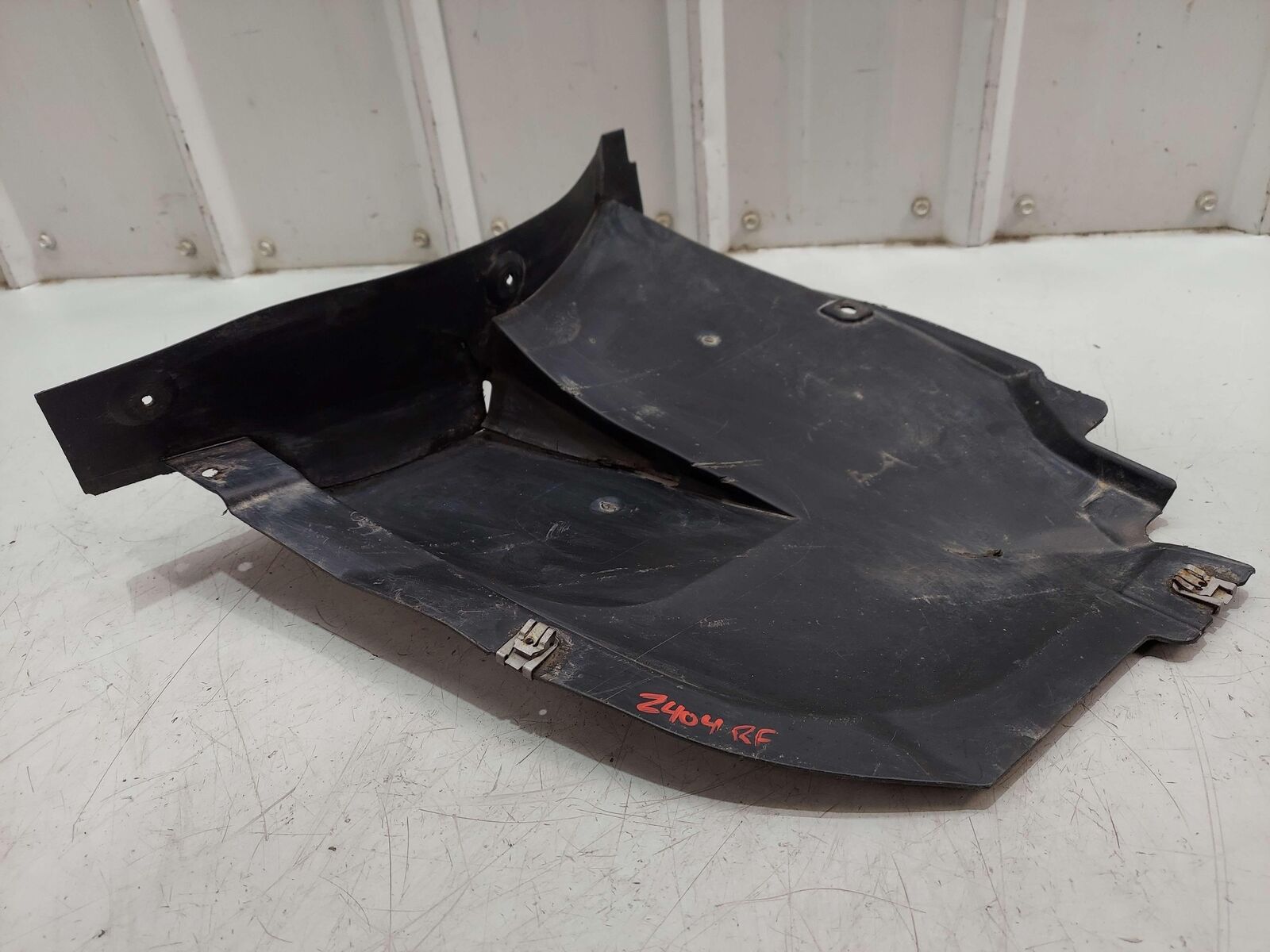 2014 PORSCHE 911 991 GT3 FRONT RIGHT SPLASH GUARD *CRACKED GOUGES*