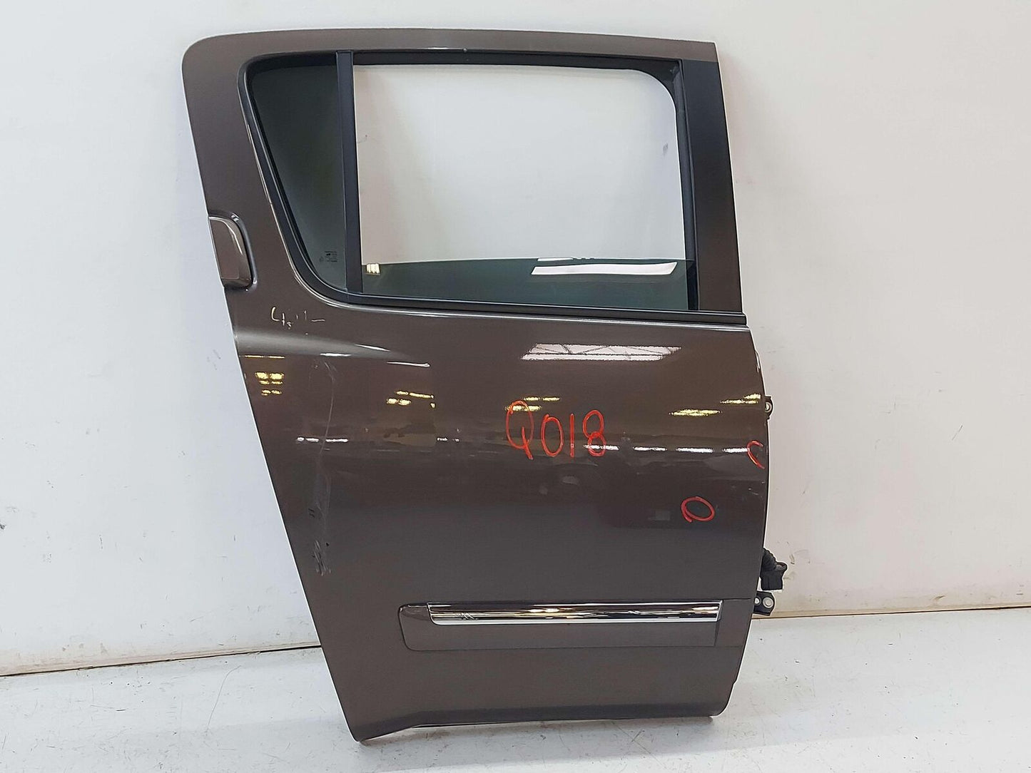 04-15 NISSAN ARMADA REAR RIGHT DOOR BROWN H2100ZQ3MA *DENTED & SMALL DINGS*