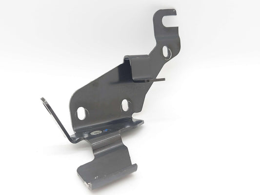 2023 McLaren Artura Bracket 16AD373CP