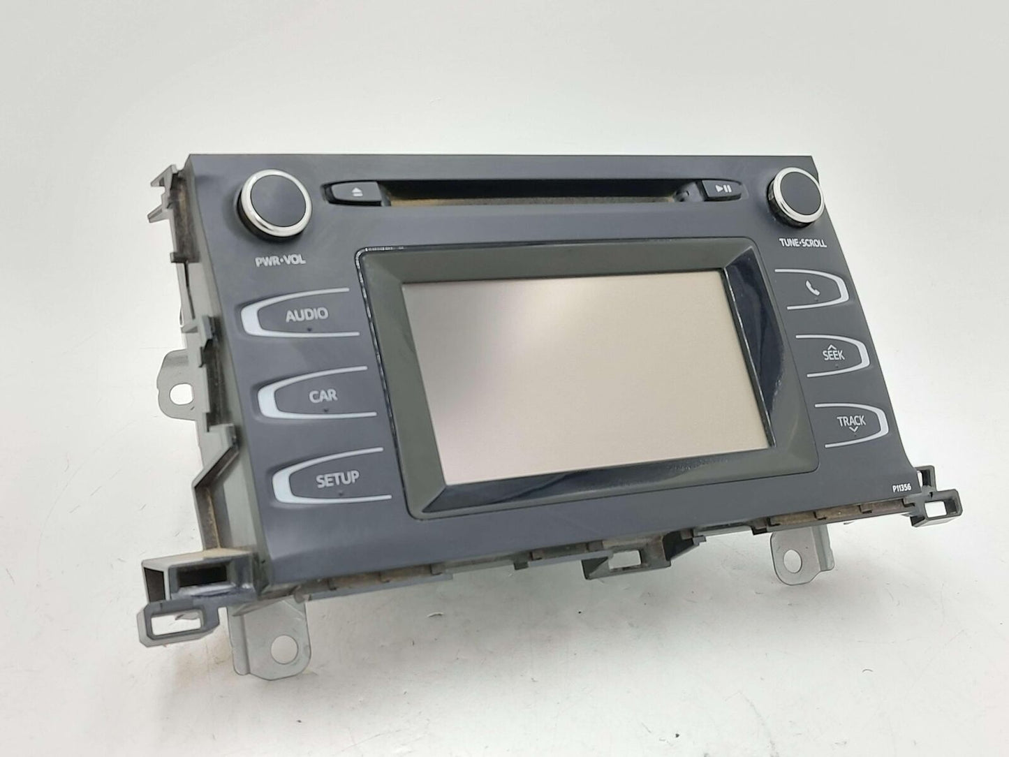 17-19 TOYOTA HIGHLANDER RADIO DISPLAY RECEIVER P11356 86140-0E230 *PITTING*