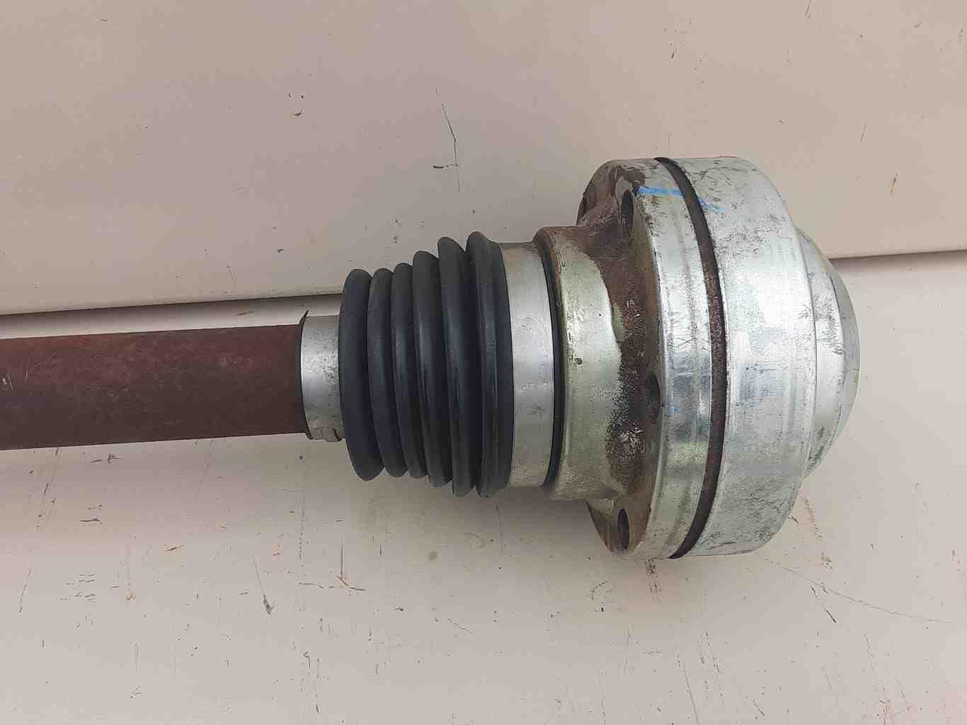 08-14 CADILLAC CTS Rear Left LH CV Axle Shaft 22776824 base 11K KM's