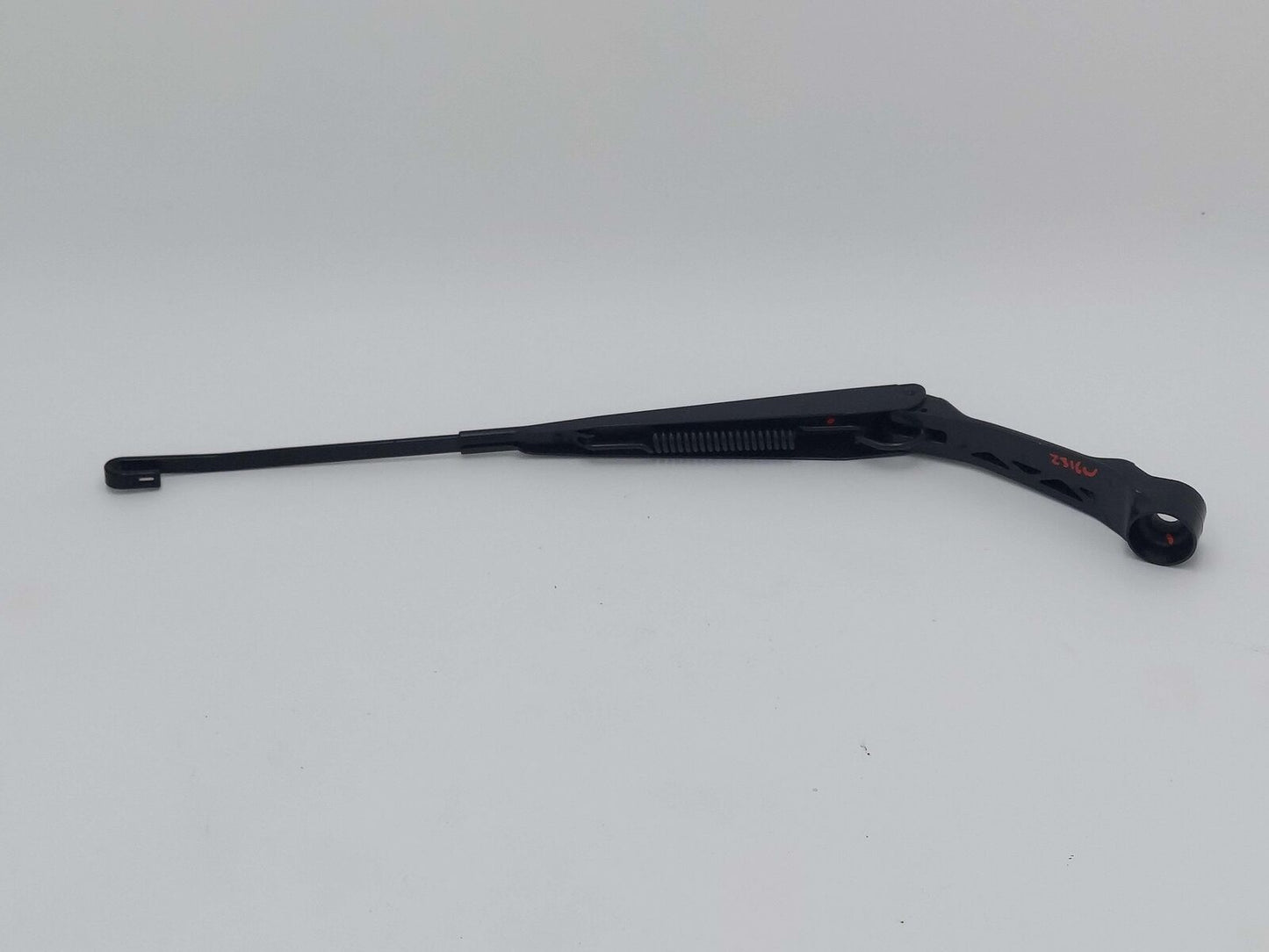 05-23 TOYOTA TACOMA LEFT WIPER ARM 8522104030 OEM