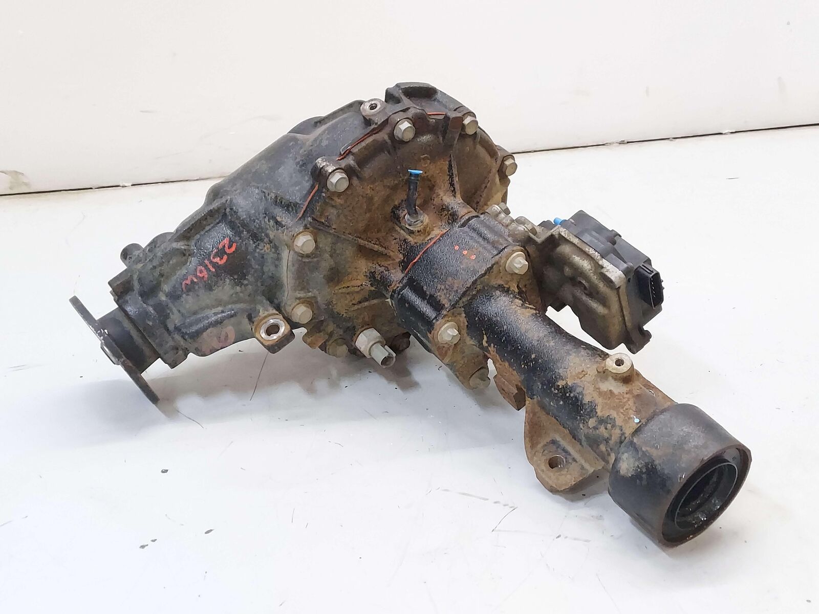 16-23 TOYOTA TACOMA FRONT CARRIER DIFFERENTIAL AXLE 3.91 RATIO 56K MILES OEM