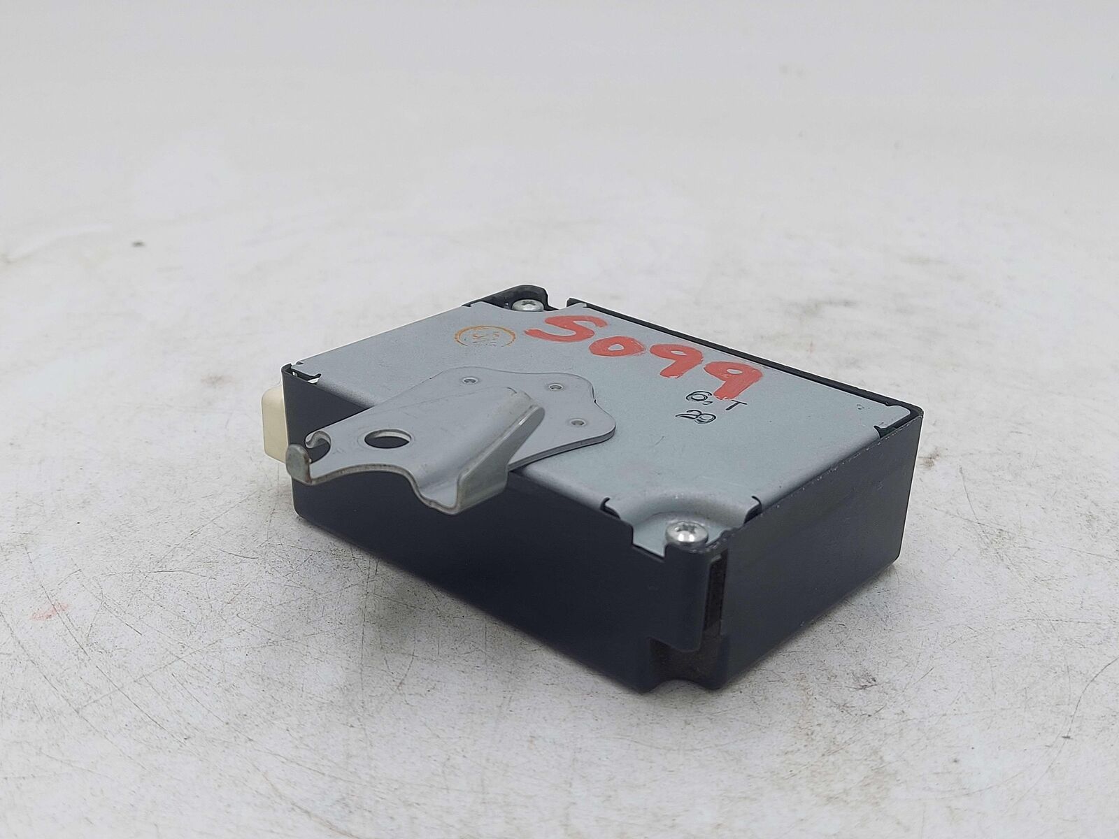 14 15 16 TOYOTA HIGHLANDER 897b0-0e010 Tire Pressure Sensor Receiver Module