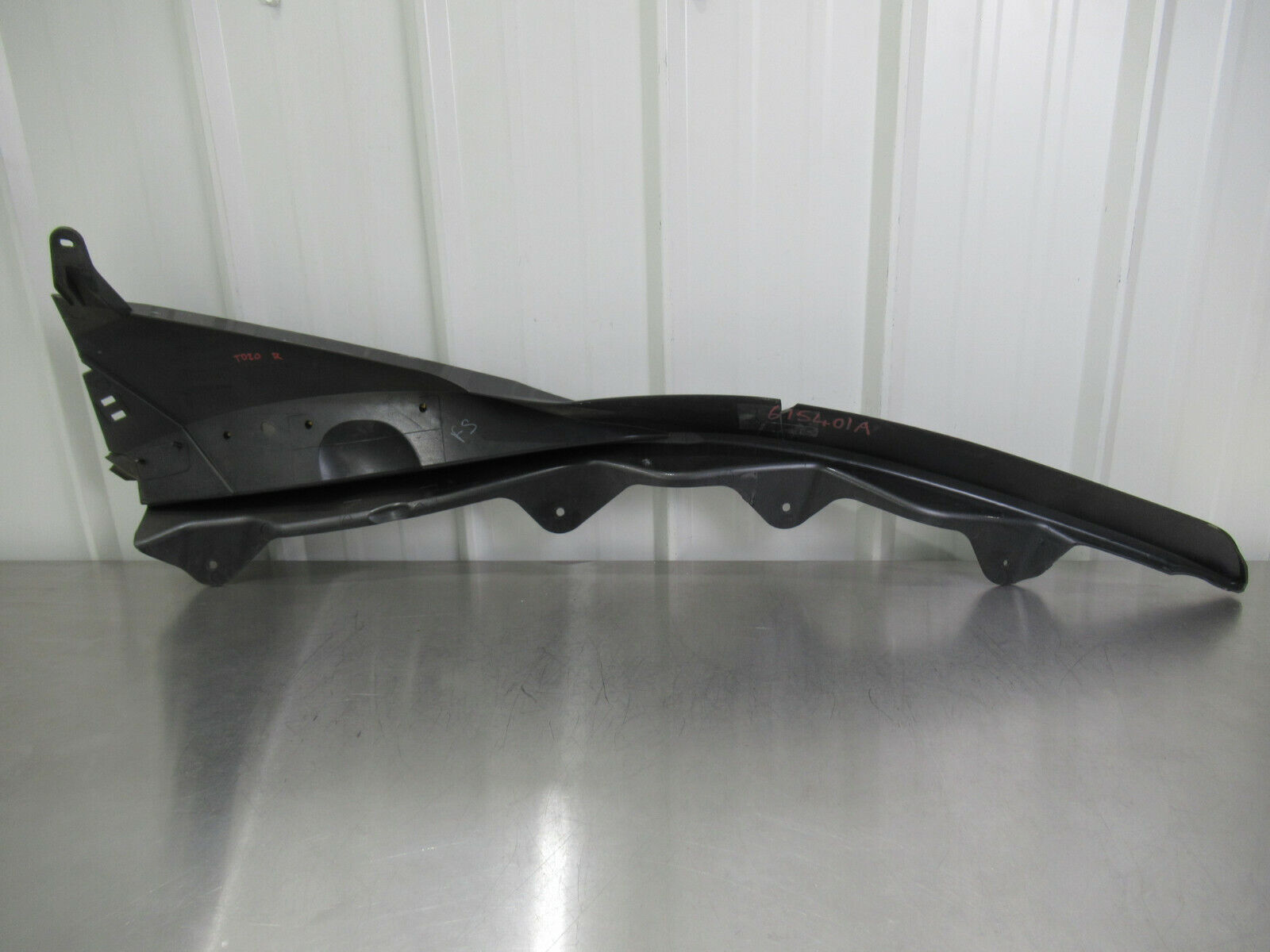 T020 2016 16 MCLAREN 570S RH RIGHT REAR QUARTER TRIM PANEL DAMAGED 13A6754CP