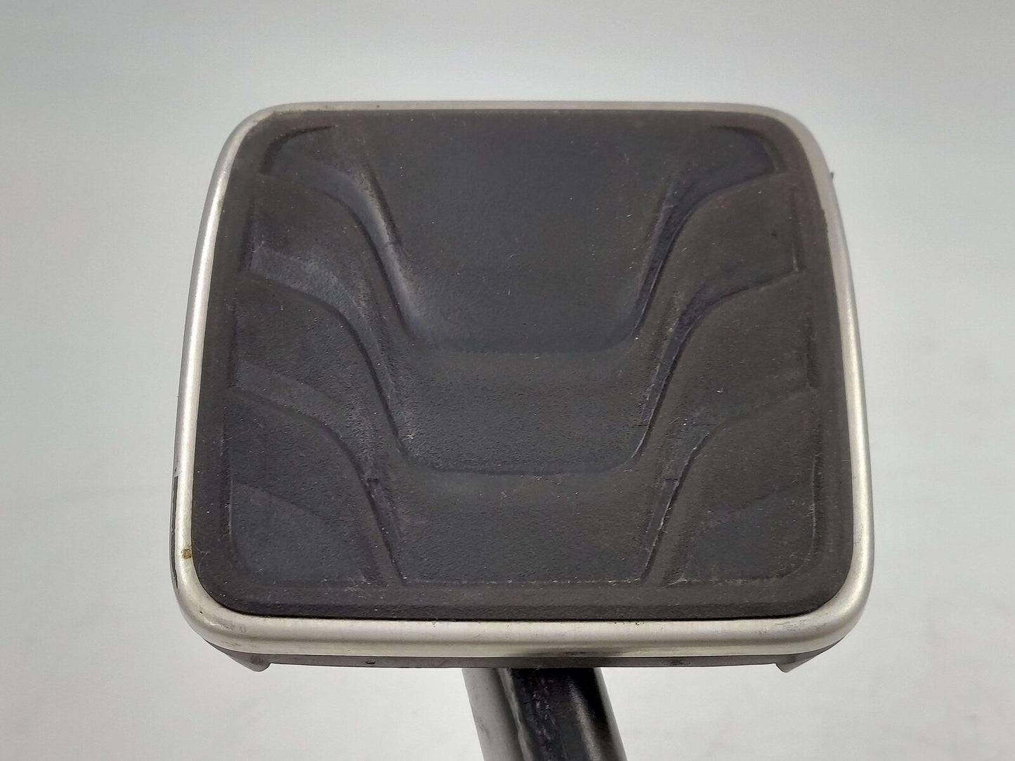 2024 ASTON MARTIN DB12 VOLANTE BRAKE PEDAL LY73-2450-BA