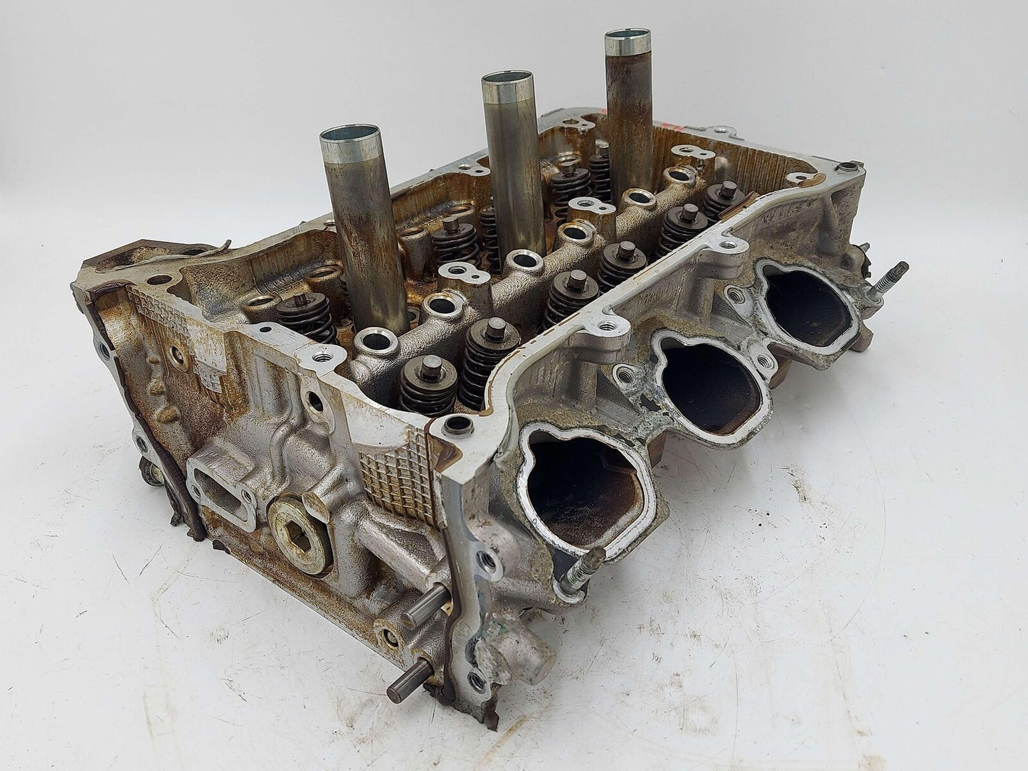 06-12 TOYOTA RAV-4 3.5L RH RIGHT ENGINE MOTOR CYLINDER HEAD 2GRFE 1110139536