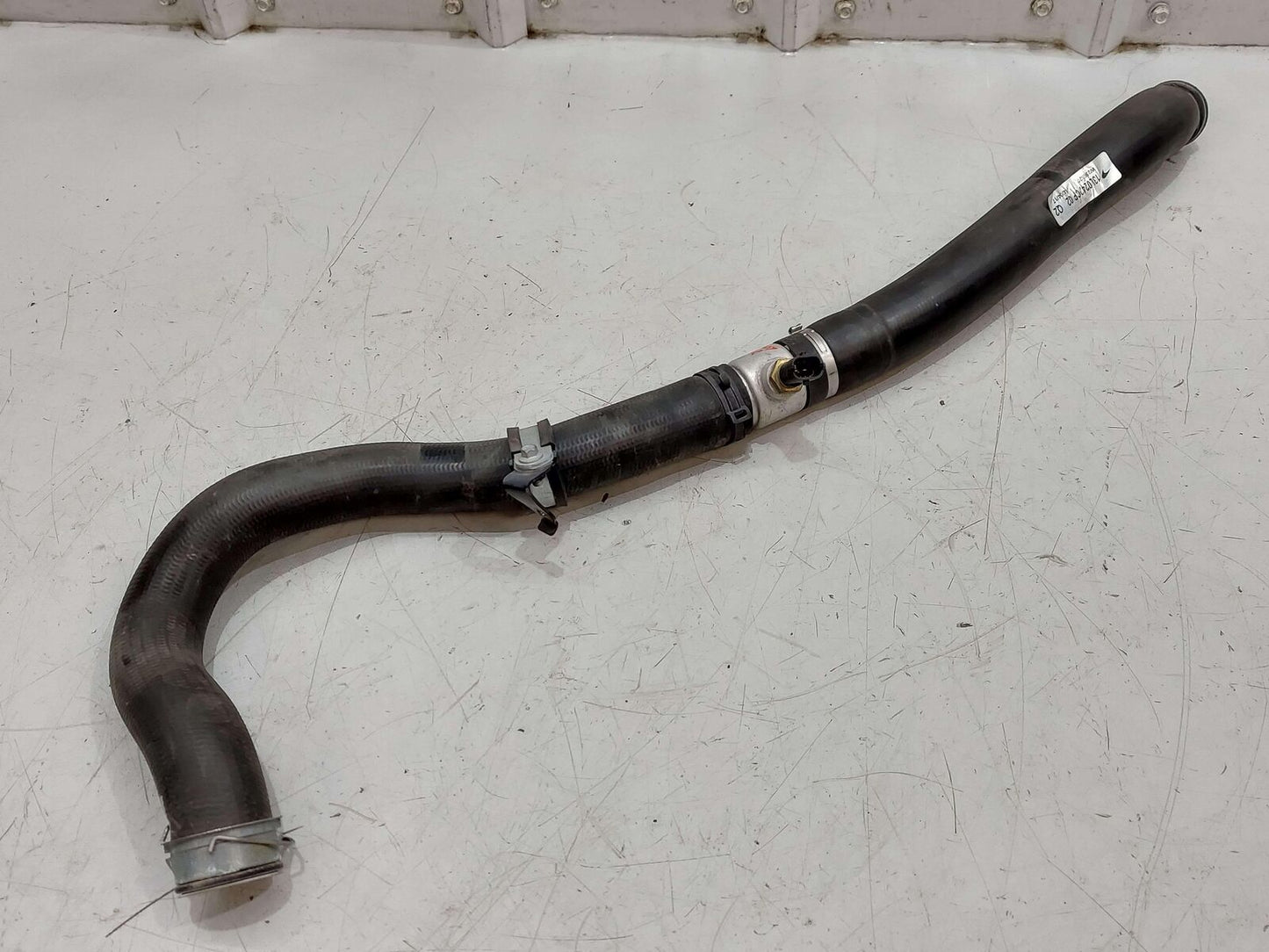 2017 MCLAREN 570S RIGHT RADIATOR HOSE PIPE W/ SENSOR 13L0242CP