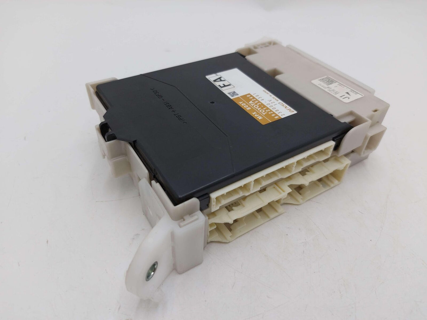 14-19 TOYOTA 4RUNNER MULTIPLEX BODY NETWORK & JUNCTION BLOCK CONTROL MODULE