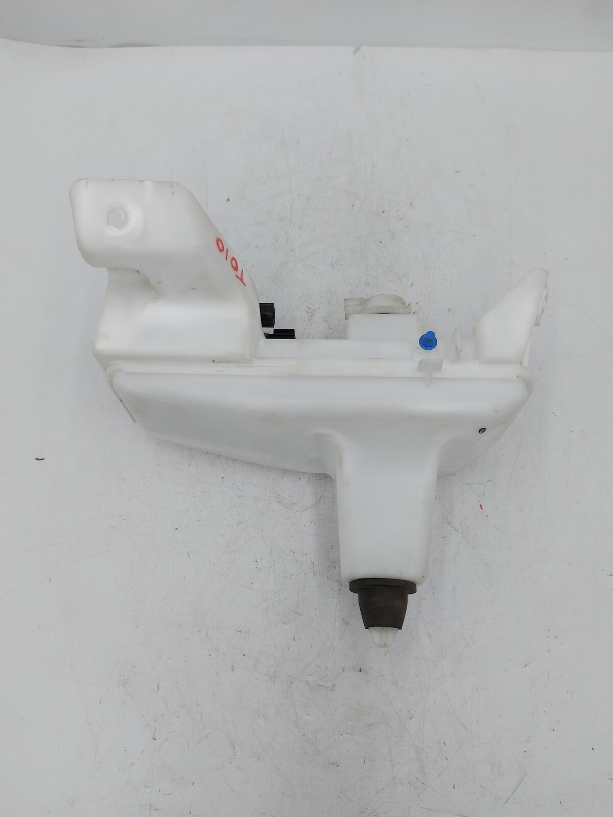 14-20 JAGUAR F-TYPE FRONT Washer Bottle 130522A 130829A