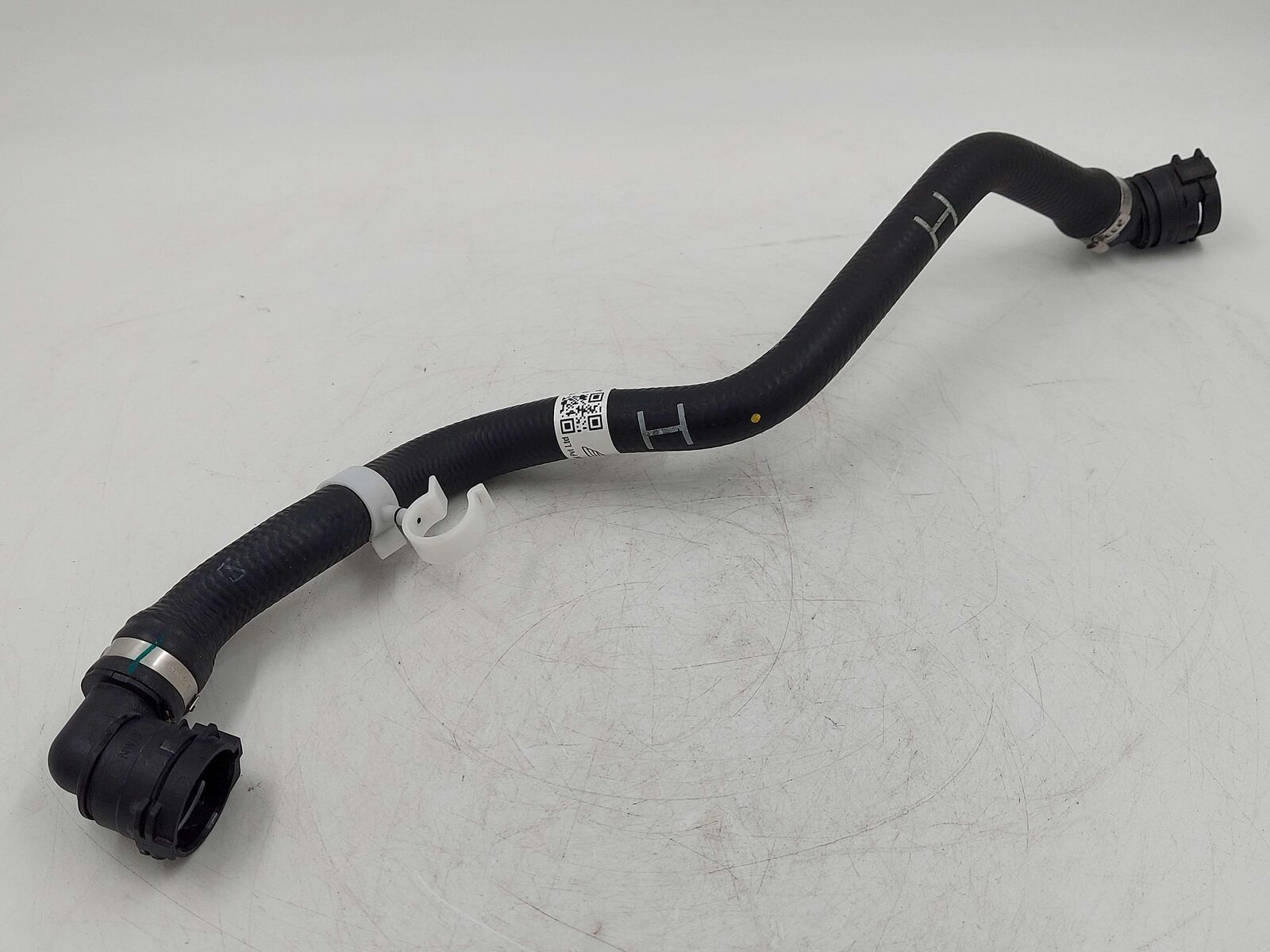 2024 ASTON MARTIN DB12 VOLANTE WATER COOLANT LINE HOSE PIPE RY63-8K101-DA