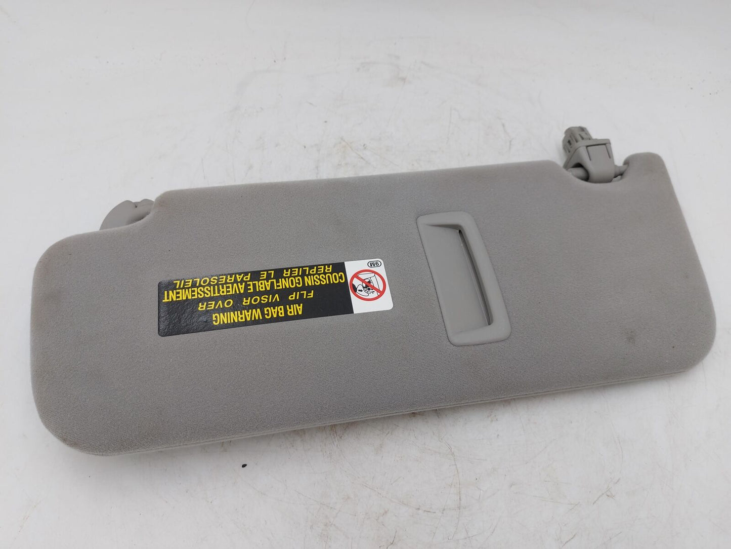 16-22 LEXUS RX450 HYBRID RIGHT SUN VISOR GREY ILLUMINATION *DISCOLORATION*