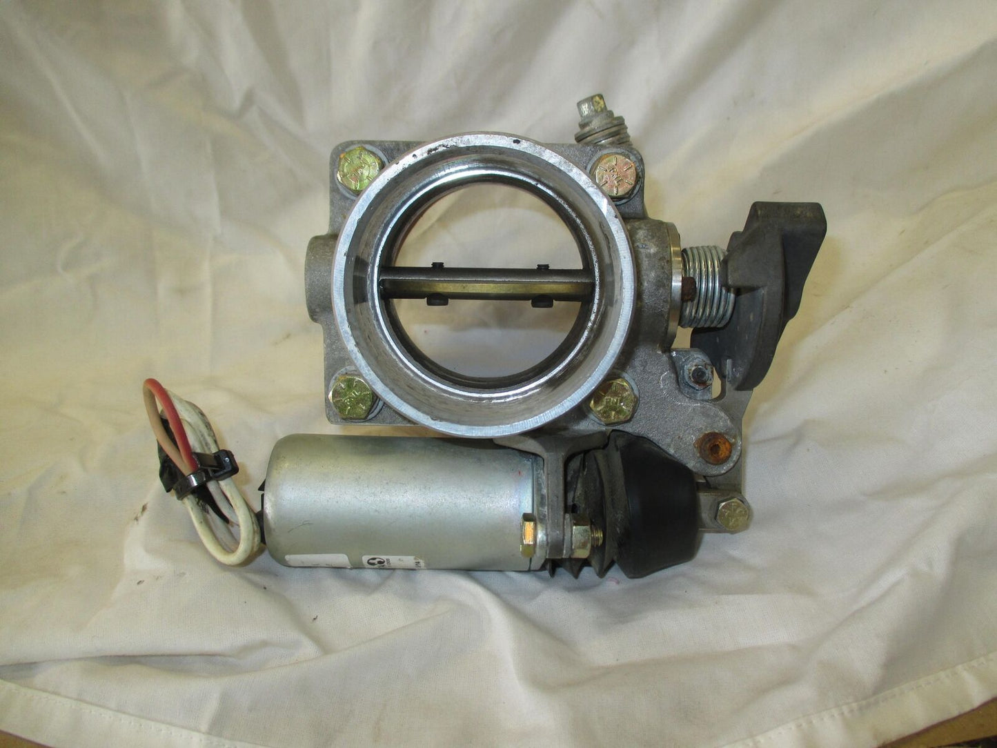 13-18 DODGE PICKUP 2500 6.7L Throttle Body Valve