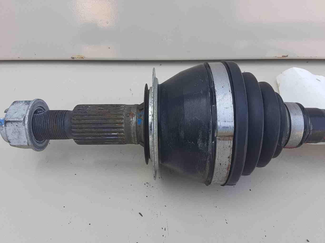 13 CADILLAC ATS Rear RH Right CV Axle Shaft RH