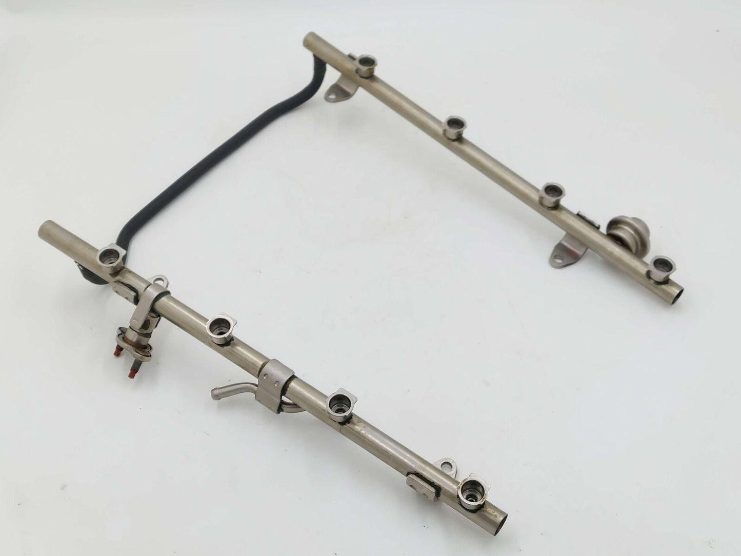 10 HYUNDAI GENESIS 4.6L FUEL INJECTION INJECTOR RAIL SEDAN