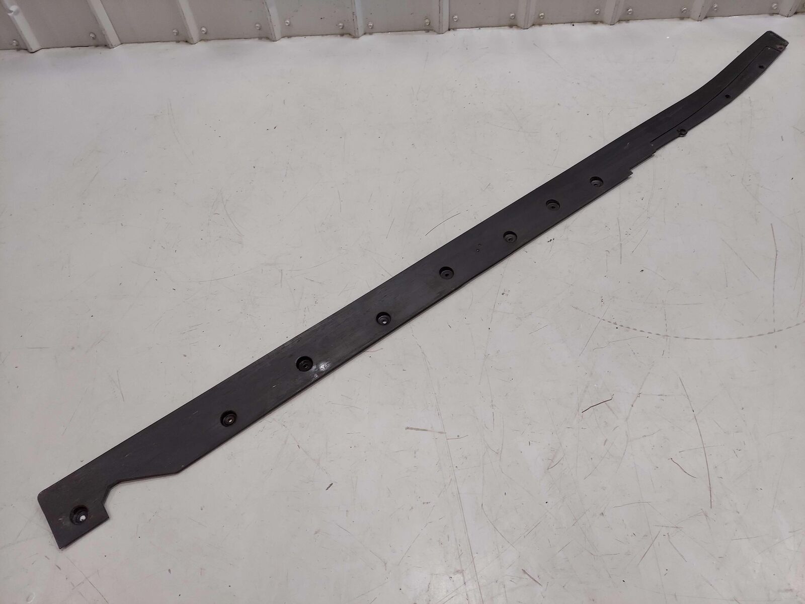 2006 FORD GT GT40 SUPERCAR LEFT OUTER ROCKER PANEL MOULDING 4G7V6310129AE OEM