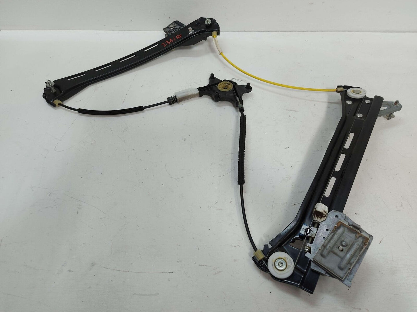 12-18 Mercedes W218 CLS63S FRONT RIGHT DOOR WINDOW GLASS REGULATOR 2187200479