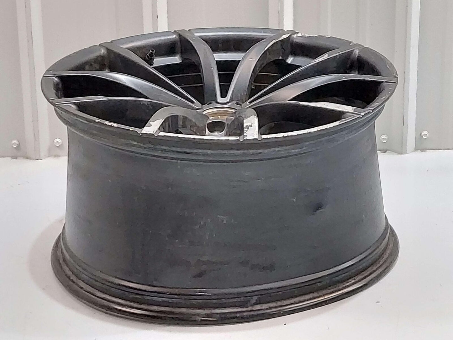 2023 McLaren Artura Wheel 20X10.5 16BA641CP *BENT/UNUSABLE! FOR DISPLAY*