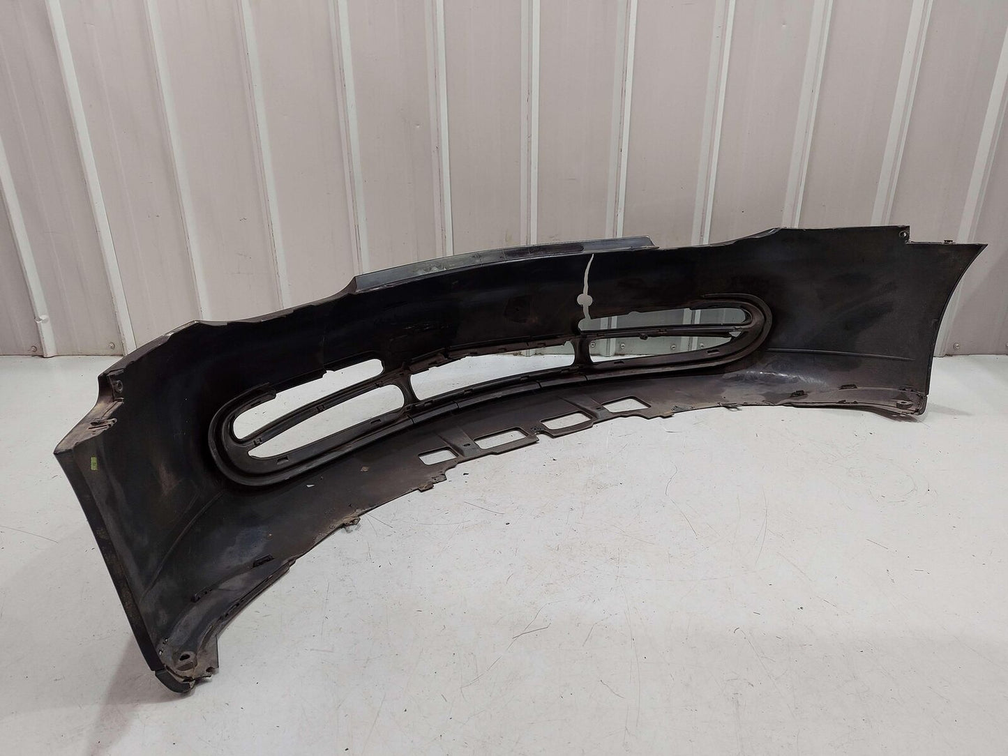 99-05 PORSCHE 911 996 CARRERA FRONT BUMPER BLACK *NOTES ROUGH CRACKED!*