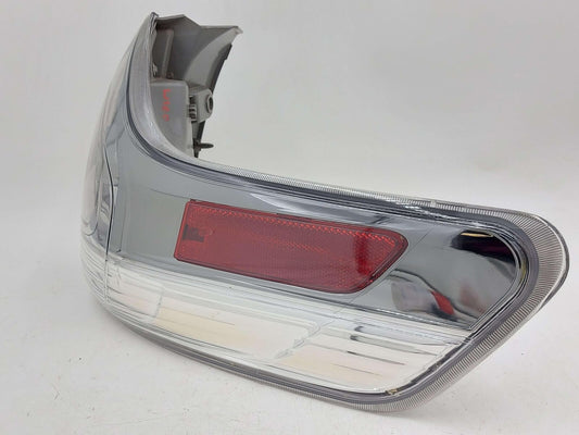 11-20 TOYOTA SIENNA SE RIGHT TAIL LIGHT LAMP OUTER CLEAR LENS 8155008040