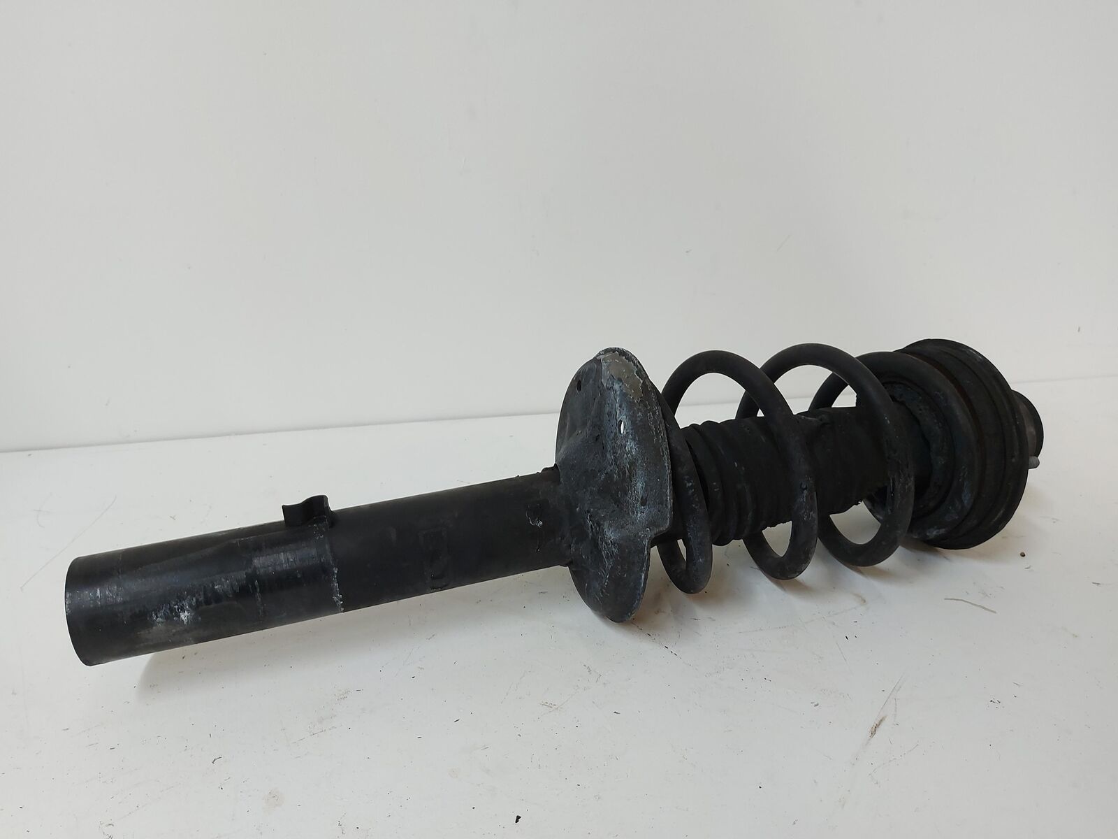 17-19 Porsche Cayman 718 Rear RH Right Strut *Notes* 982513029