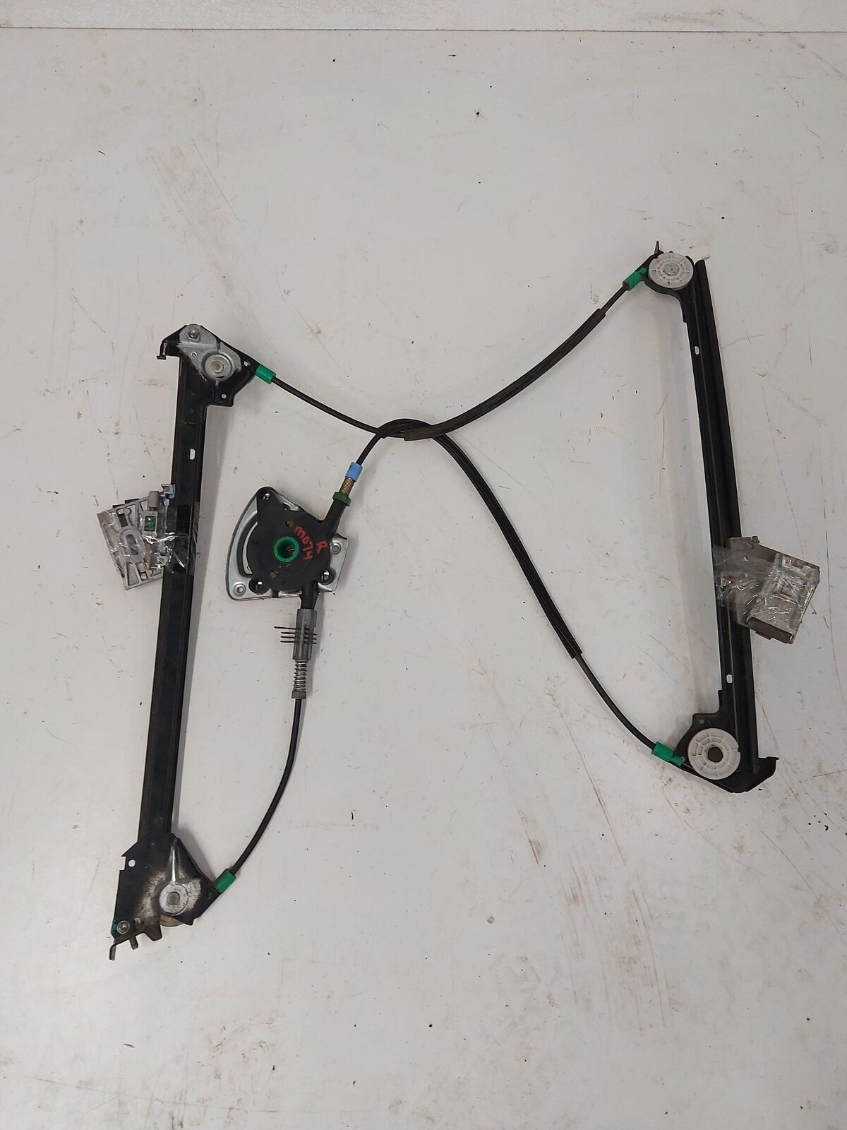 99-05 Porsche 911 996 Carrera Cabriolet RIGHT DOOR WINDOW REGULATOR 99654207604